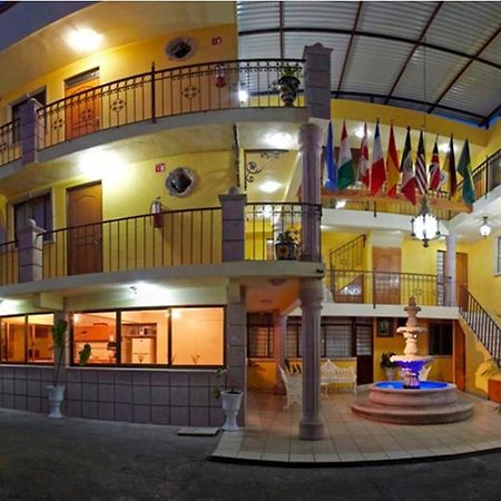 Hotel Rincon Tarasco モレリア エクステリア 写真